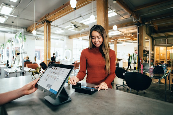 AUMENTARE LE VENDITE ONLINE E RETAIL CON GOOGLE